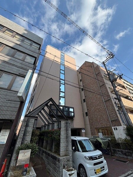 ファインクレスト・江坂外観写真