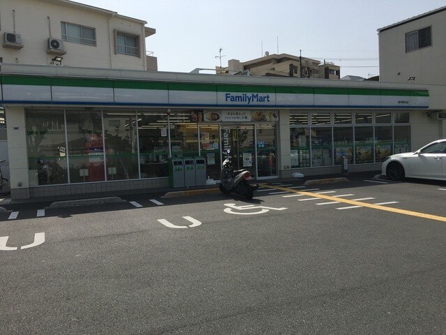 ファミリーマート 豊中岡町北店