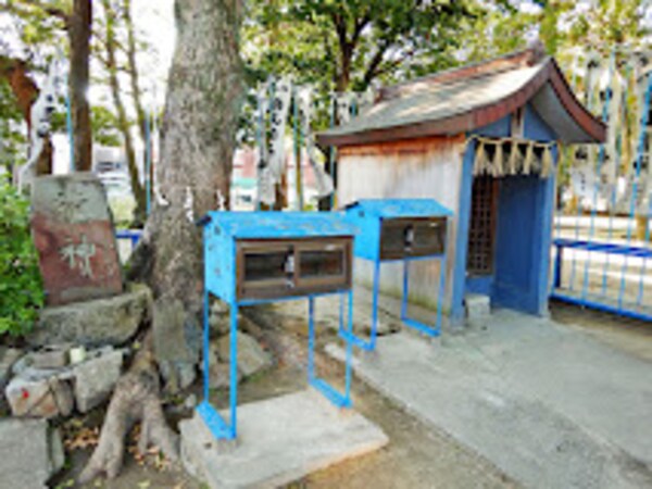 周辺環境(白山神社 418m)