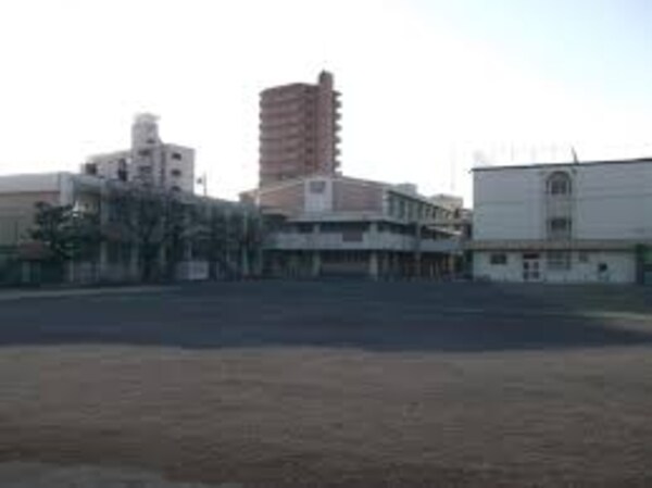 周辺環境(名古屋市立榎小学校 293m)