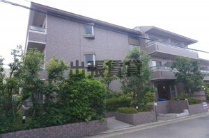 ベレーサ本山（旧ジェイスクエア本山）外観写真