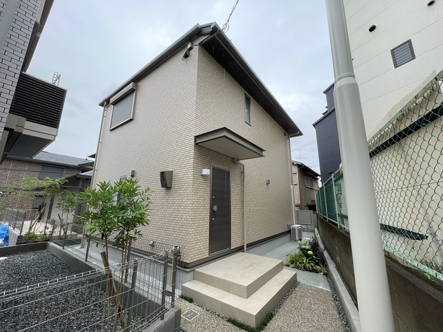 吹田市岸部中４丁目戸建