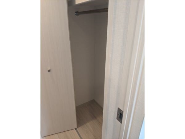 内装他