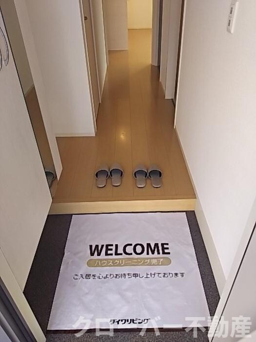 物件内観写真9　(玄関)