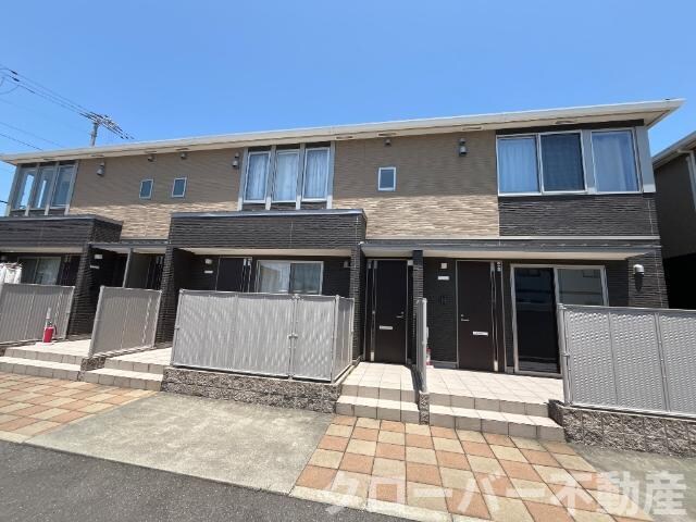 物件外観写真3　(外観写真（昼）)