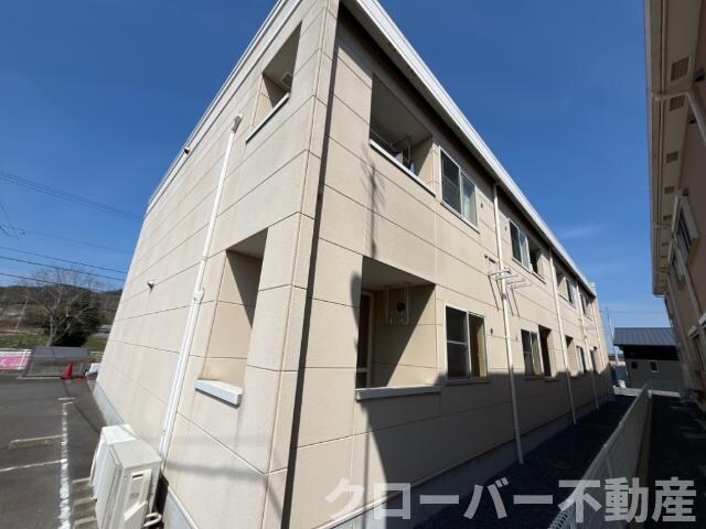 物件外観写真2　(外観写真（昼）)