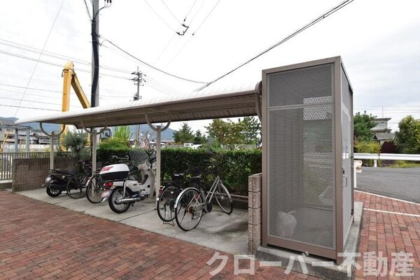 建物設備(駐輪場)