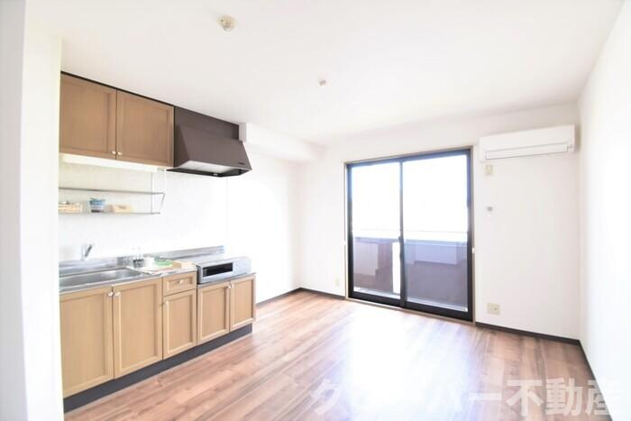 物件内観写真3　(ＤＫ９帖)