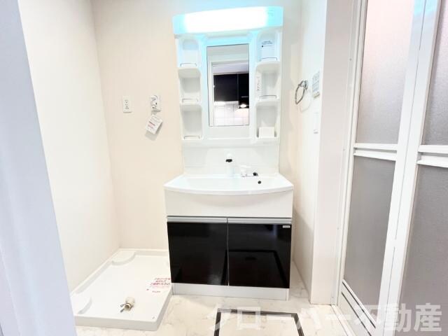 物件内観写真13　(洗髪洗面化粧台)