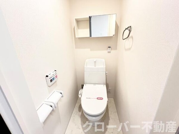 トイレ(シャワー付トイレ)