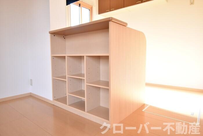 物件内観写真11　(収納)