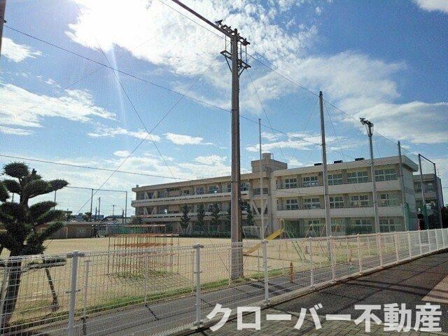 物件外観写真8　(丸亀市立城南小学校まで1600m)