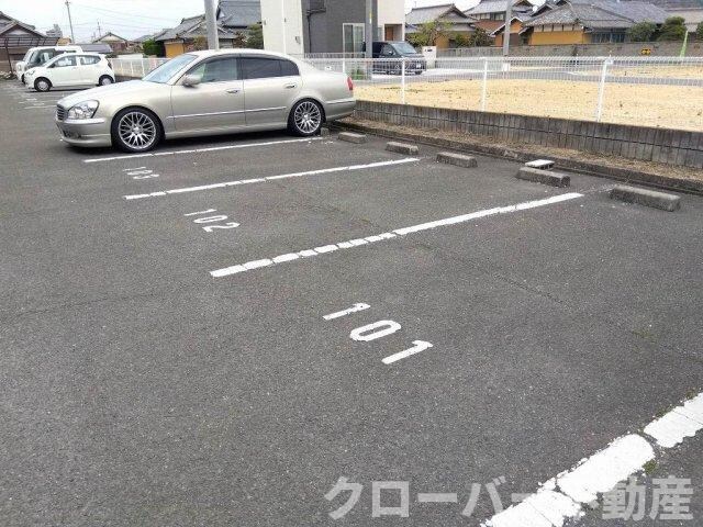 物件外観写真3　