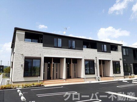 綾川ヒルズ　西館外観写真