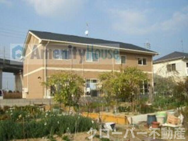 物件外観写真4　(かわいらしい外観)