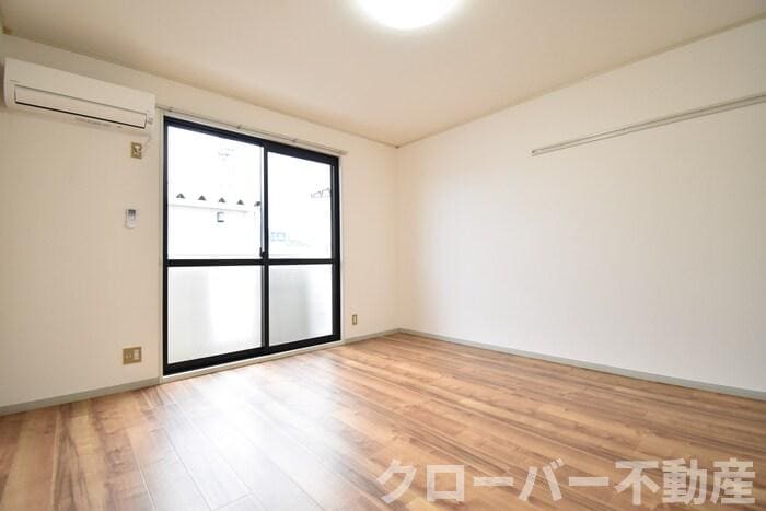 物件内観写真8　(洋室８帖)