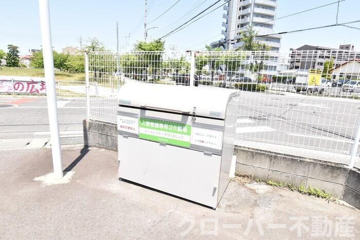 物件内観写真26　(ゴミ庫)