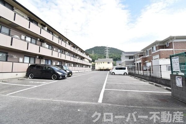 駐車場(駐車場)