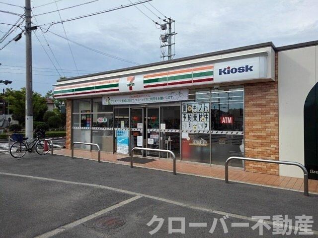 物件外観写真3　(セブンイレブンKiosk多度津まで700m)