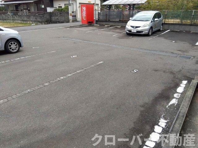 物件外観写真4　