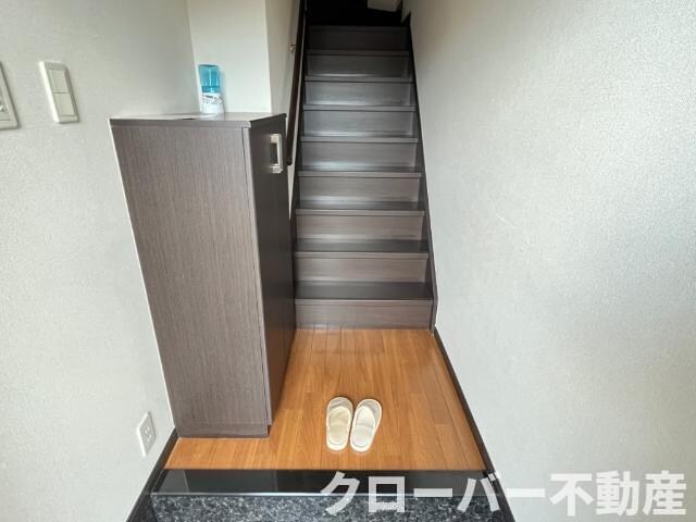 物件内観写真21　(玄関)