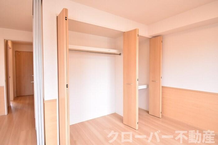 物件内観写真13　(クローゼット)
