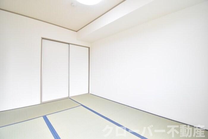 物件内観写真9　(和室６帖)