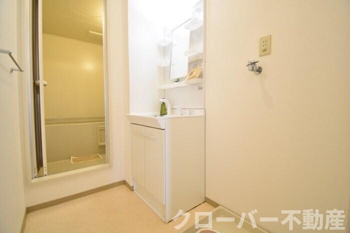 物件内観写真16　(洗面所)