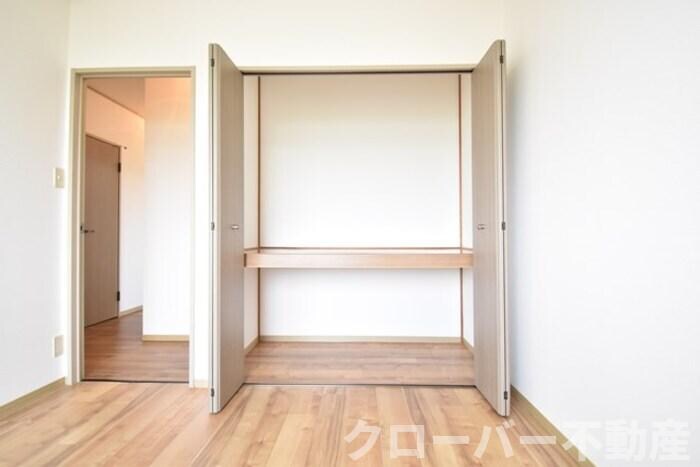 物件内観写真19　(物入（洋室）)