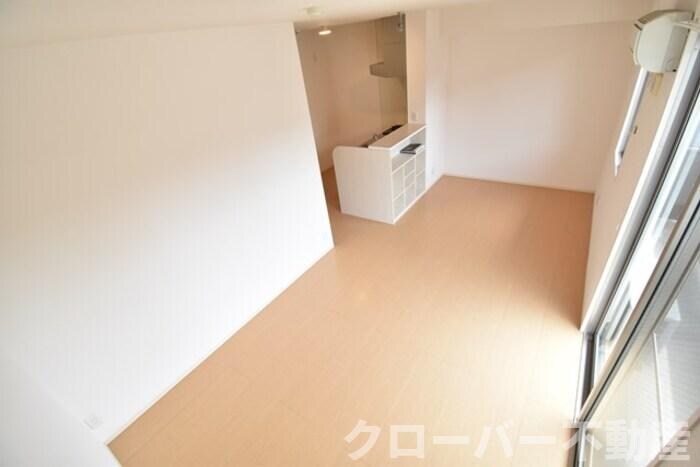 物件内観写真5　(ＬＤＫ１２帖)