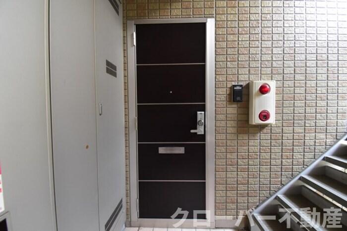 物件内観写真24　(玄関)