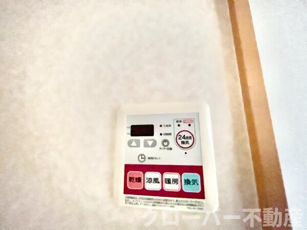 建物設備(浴室乾燥機パネル)