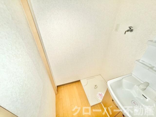 物件内観写真18　(洗濯機置場)