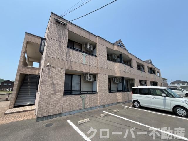 物件外観写真1　(外観写真（昼）)