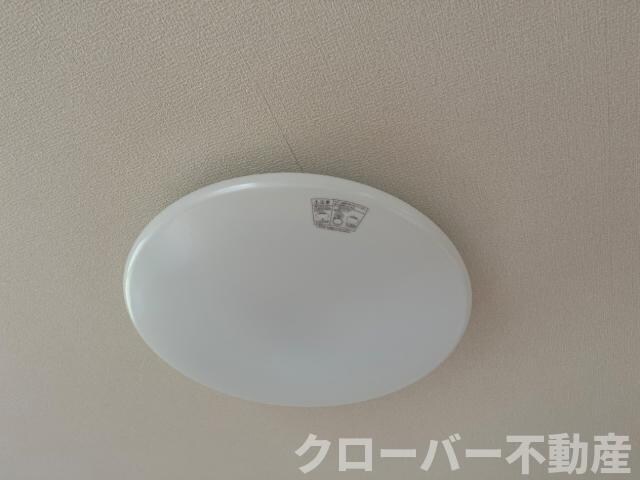 物件内観写真6　(照明)