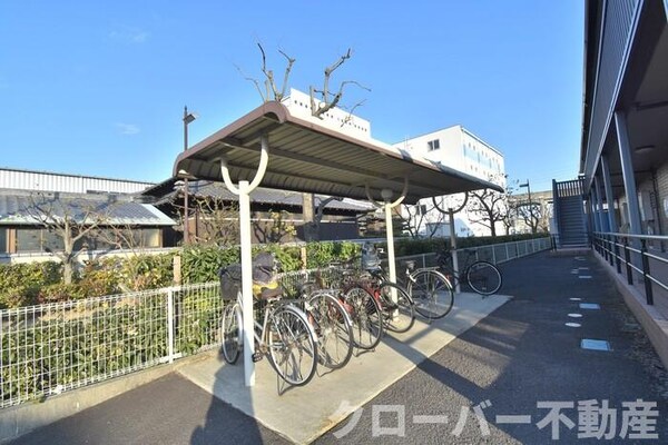 建物設備(駐輪場)