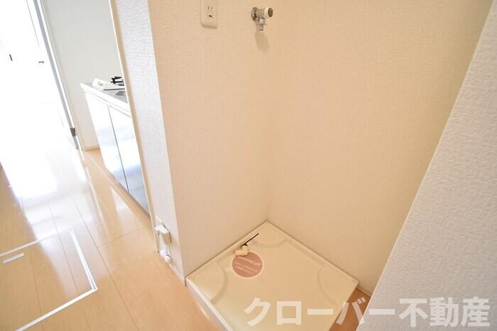 物件内観写真7　(室内洗濯機置場)
