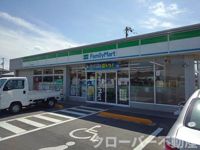 物件外観写真3　(ファミリーマート丸亀垂水町店まで190m)