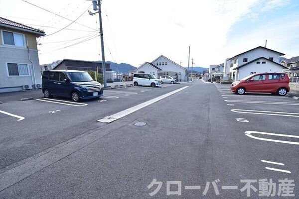 駐車場(駐車場)
