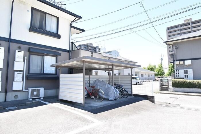 物件内観写真28　(駐輪場)