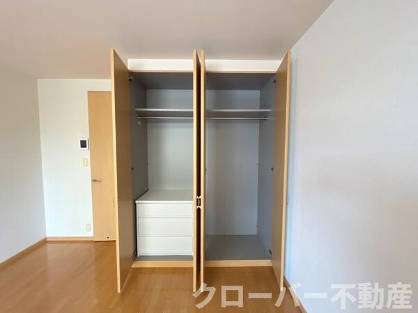 収納(クローゼット)