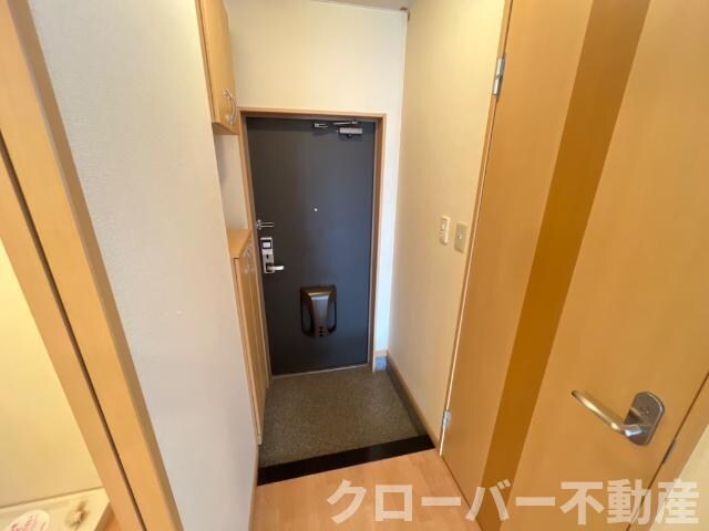 物件内観写真25　(玄関)