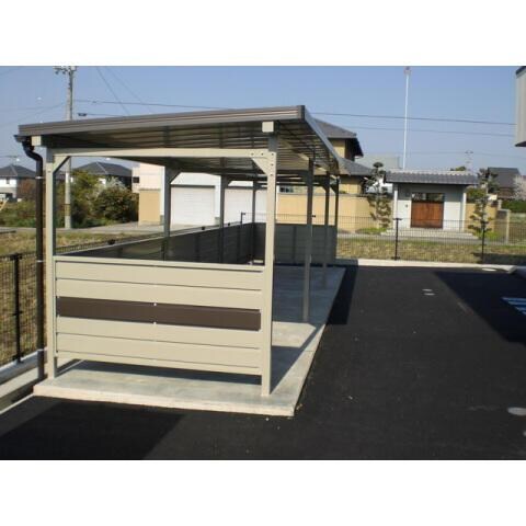 物件内観写真14　(駐輪場)