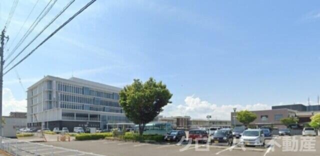 物件外観写真2　(マルナカ観音寺店まで648m)