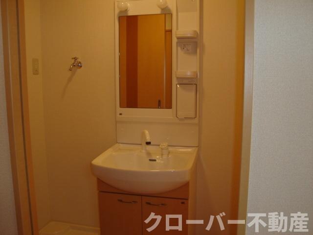 物件内観写真7　(洗髪洗面化粧台)