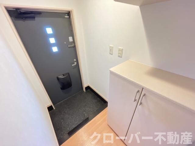 物件内観写真15　(玄関)