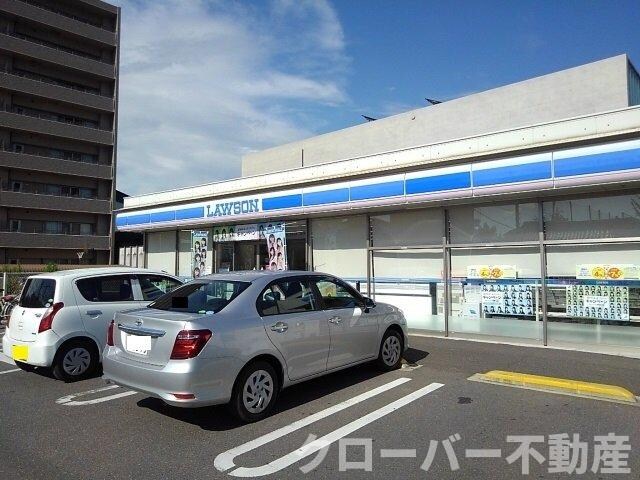 物件外観写真3　(ローソン坂出駒止町店まで450m)