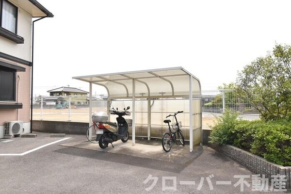 建物設備(駐輪場)