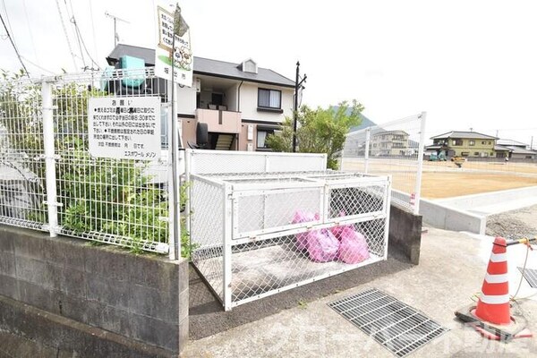 ゴミ庫