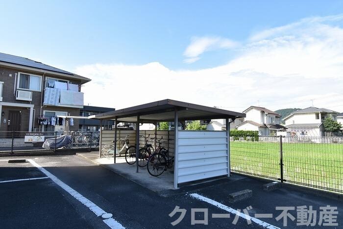 物件内観写真25　(駐輪場)